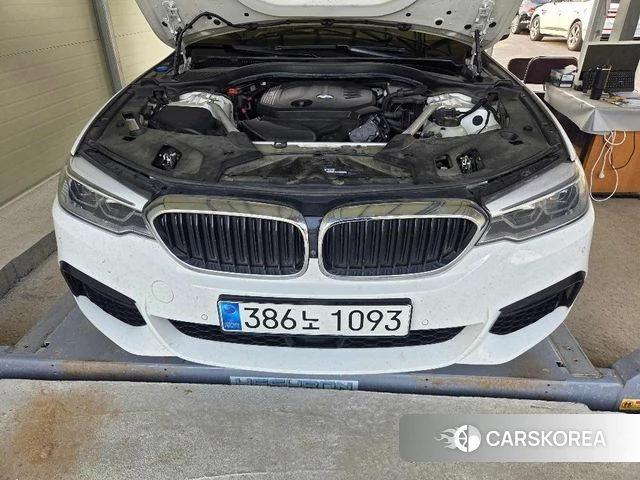 BMW 5 Series (G30) 2020 Белый из Кореи