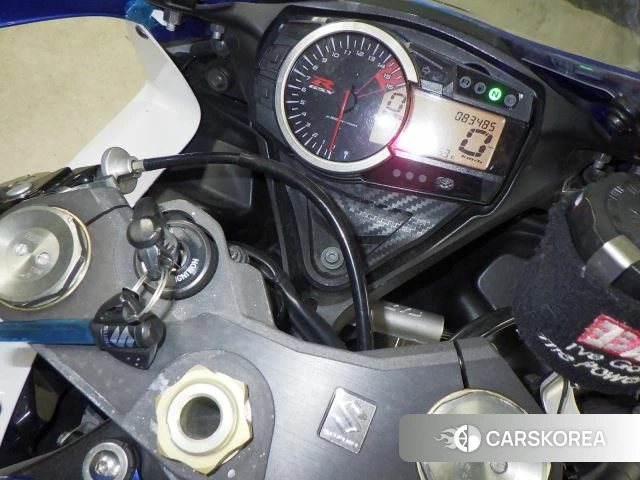 Проданный Suzuki GSX-R750 id 4000136 из Японии, фото 2