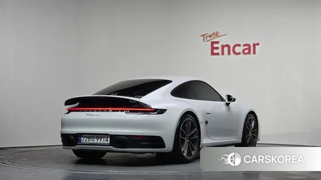 Porsche 911(992) 2024 Белый из Кореи