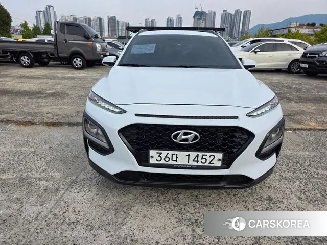 Hyundai Kona 2018 Белый двухцветный из Кореи