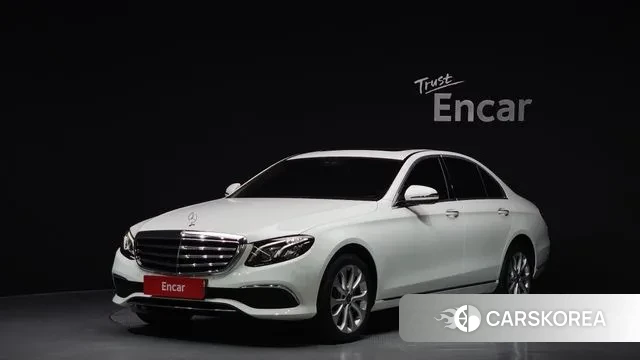 Mercedes-Benz E-Class W213 2020 Белый из Кореи