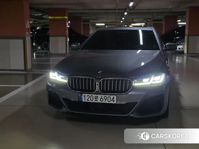 BMW 5 Series (G30) 2023 Серый из Кореи