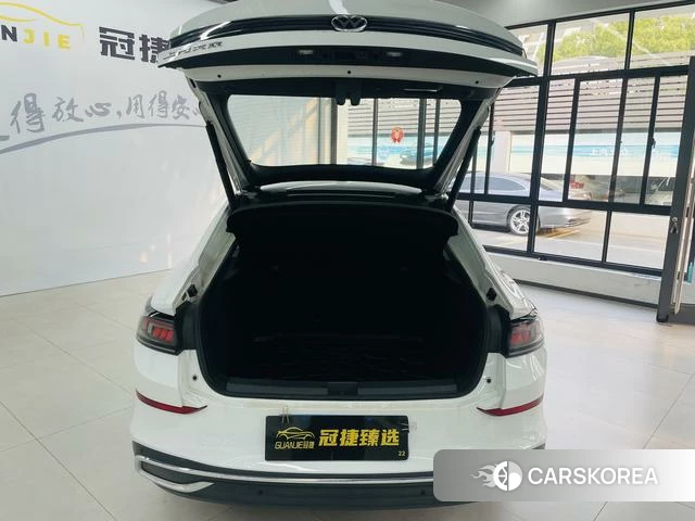 Volkswagen Lingdu 2024 Белый из Китая