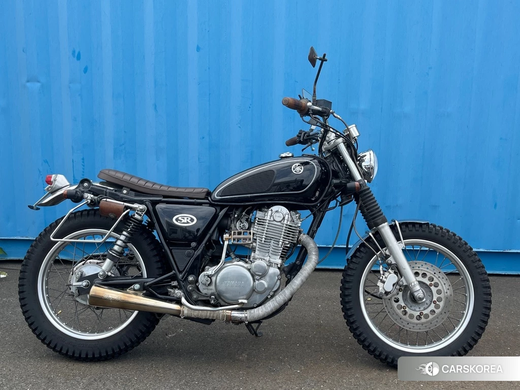 Проданный Yamaha SR 400 2011 из Японии, фото 2