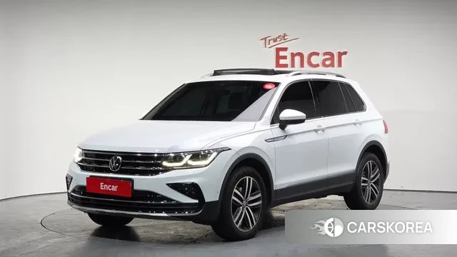 Volkswagen Tiguan second Generation 2021 Белый из Кореи