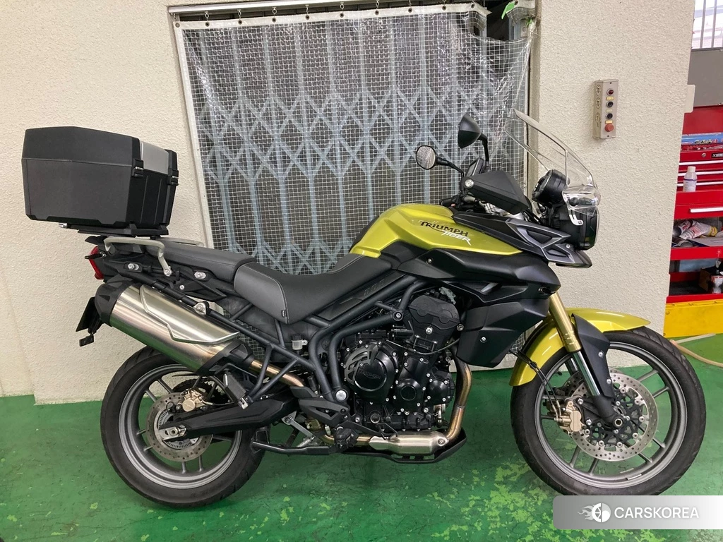 Проданный Triumph TIGER 800 2012 из Японии