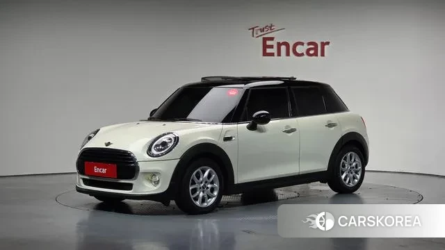 Mini Cooper 2019 Жемчужный цвет из Кореи