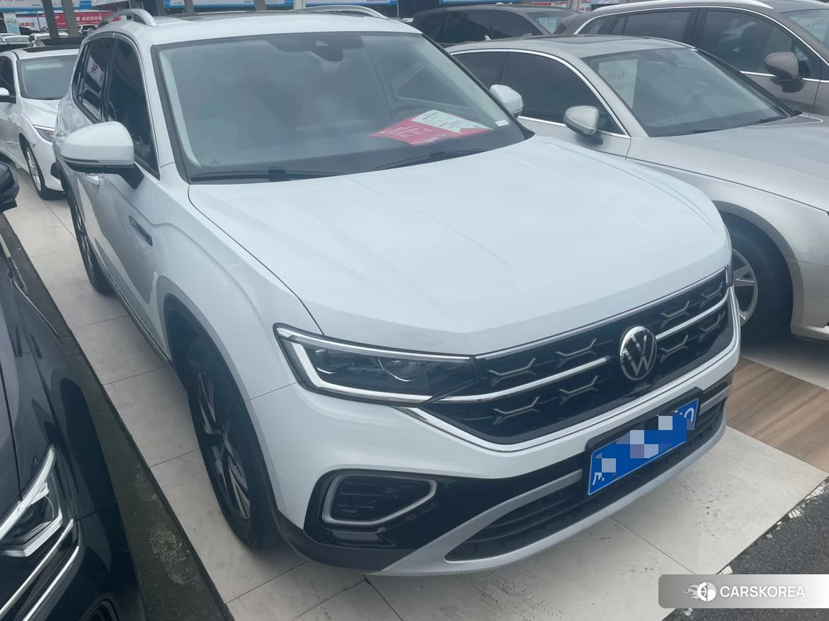 Volkswagen Tanyue 2022 Белый из Китая