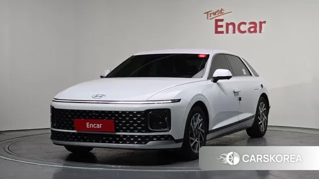 Hyundai Grandeur (GN7) 2023 Белый из Кореи