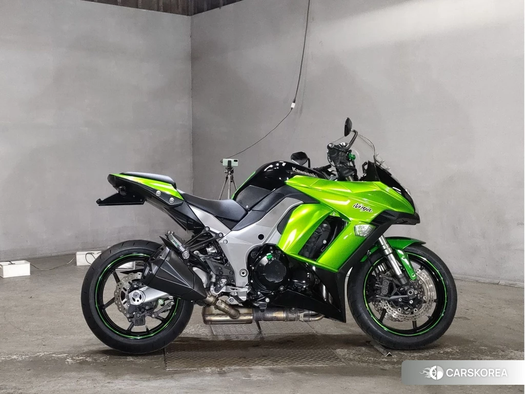 Проданный Kawasaki NINJA 1000 2011 из Японии