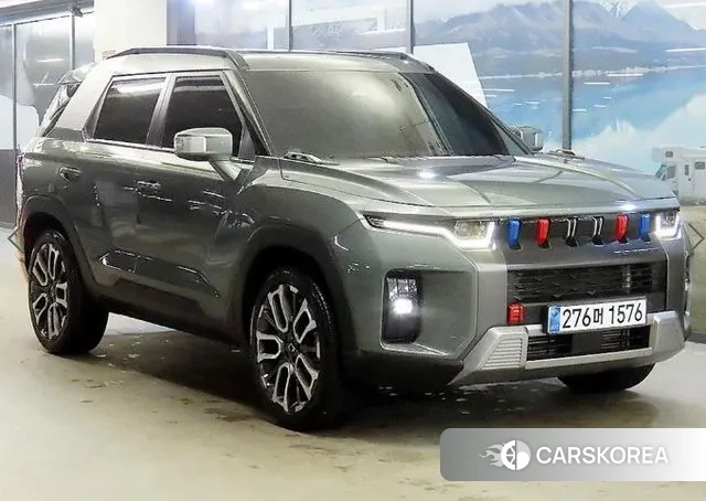 Ssangyong Torres 2023 Темно-зеленый из Кореи