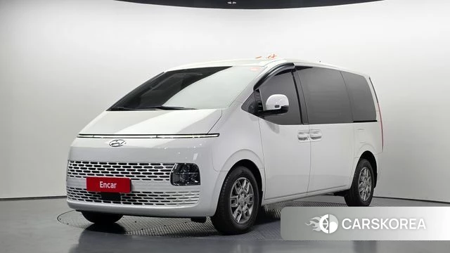 Hyundai Staria 2023 Белый из Кореи