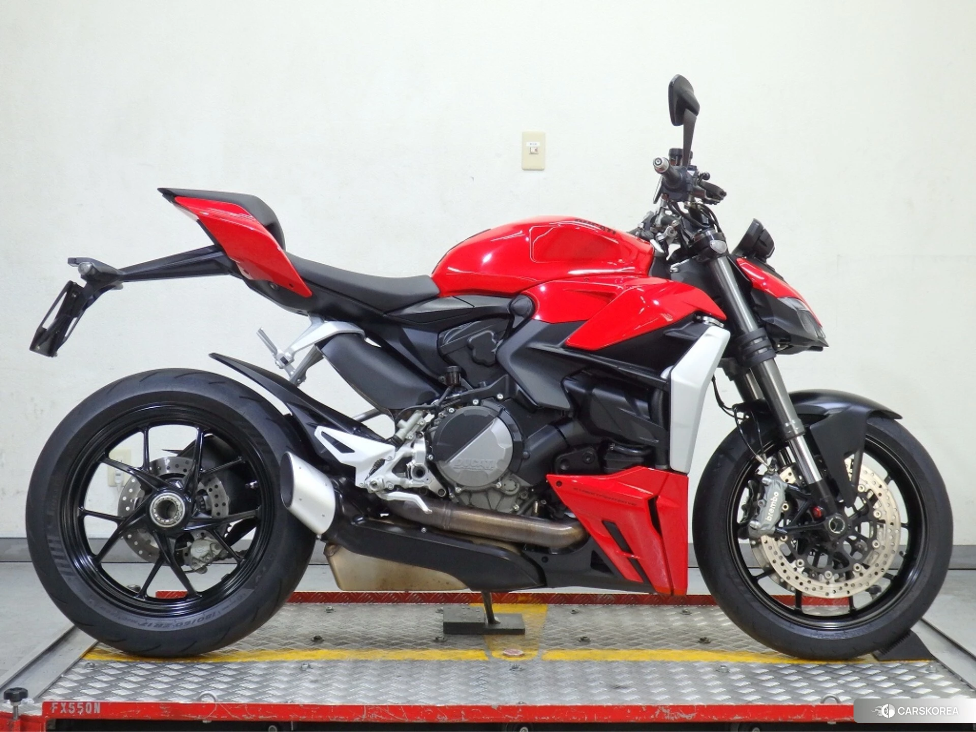 Проданный Ducati STREETFIGHTER V2 2022 из Японии, фото 3
