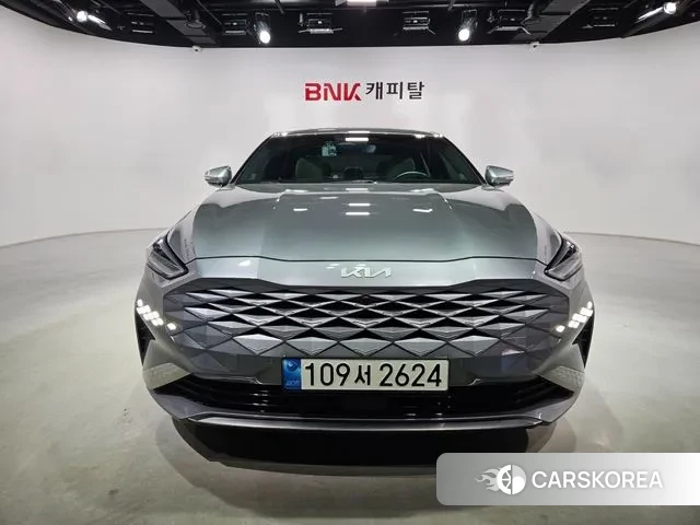 Kia K8 2022 Серебристо-серый из Кореи