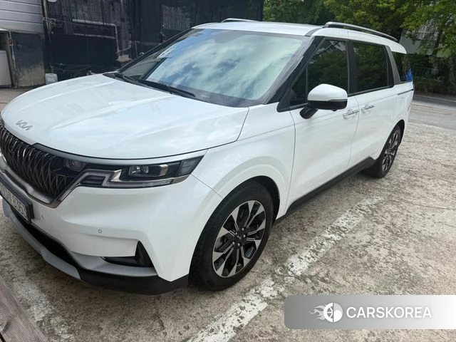 Kia Carnival 4th generation 2023 Белый из Кореи