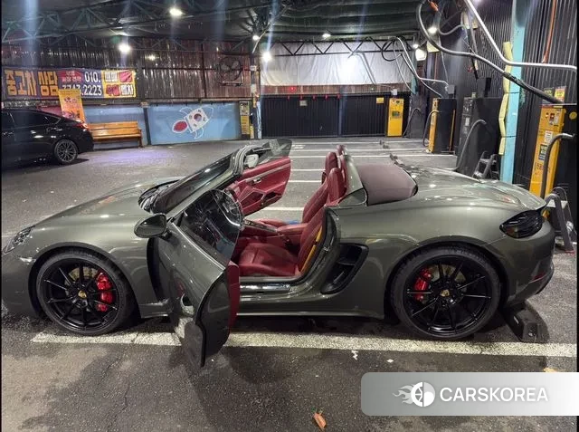 Porsche 718 Boxster 2024 Цвет тростника из Кореи