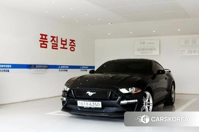 Ford Mustang 2020 Черный из Кореи