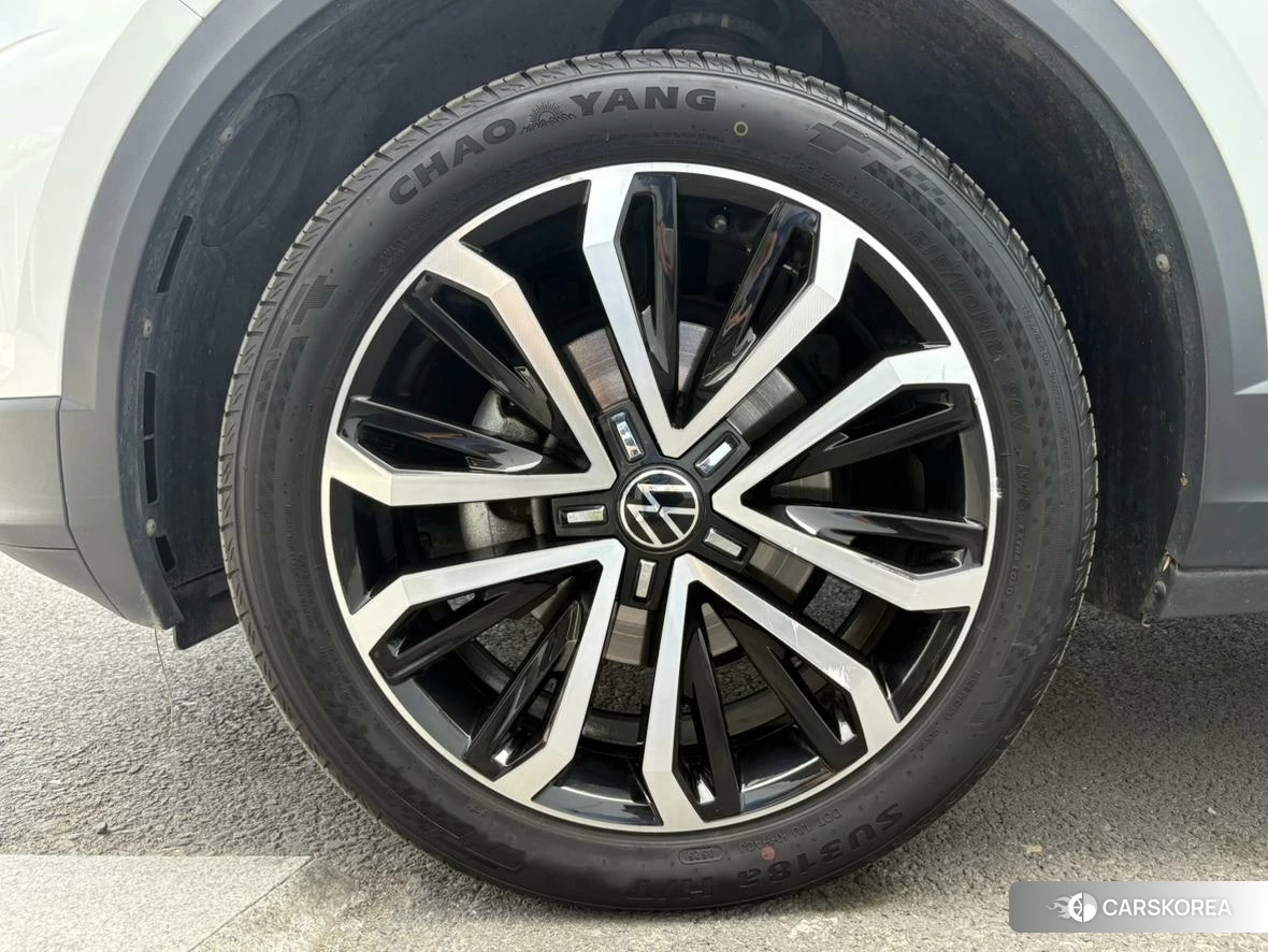 Volkswagen Exploring songs 2021 Белый из Китая