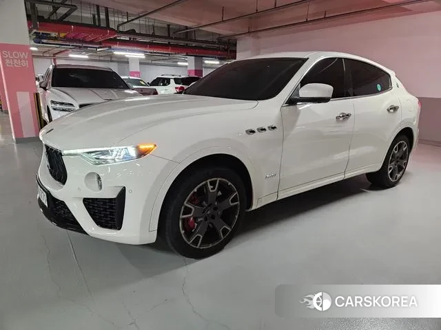 Maserati Levante 2020 Белый из Кореи