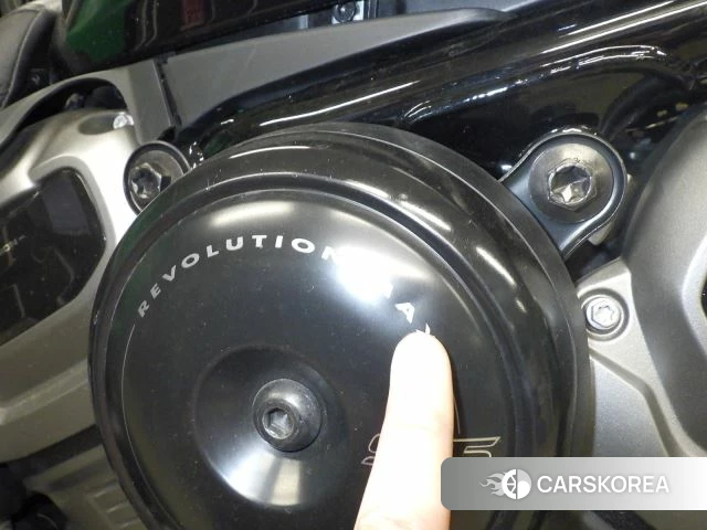 Engine photo