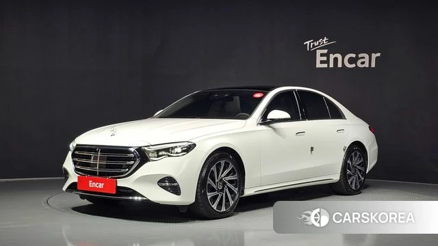 Mercedes-Benz E-Class W214 2024 Белый из Кореи