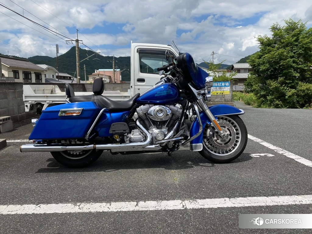 Проданный Harley-Davidson Electra Glide FLHT1340-1450 2010 из Японии, фото 2
