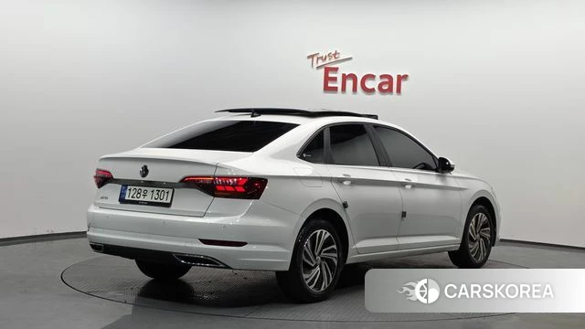 Volkswagen 7th Generation of Jetta 2021 Белый из Кореи