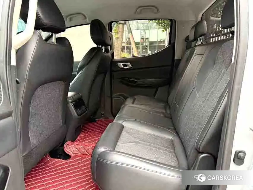 Chang'an Changan Hunter 2023 Белый из Китая