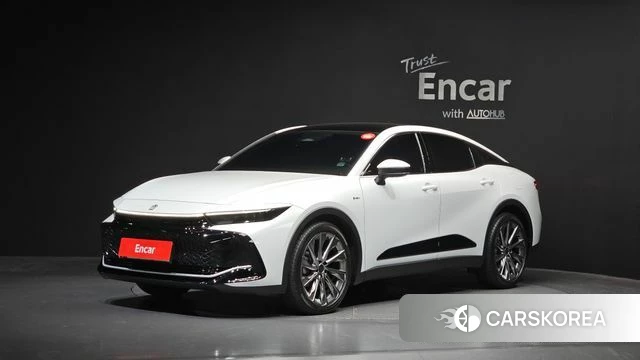Toyota Crown Crossover 2024 Белый из Кореи