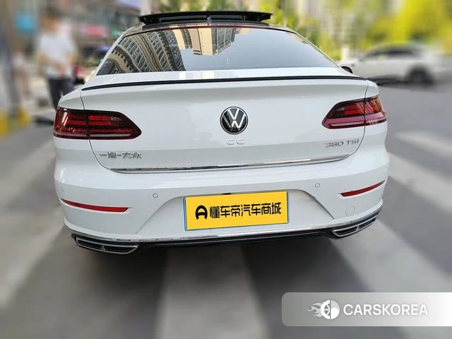 Volkswagen CC 2023 Белый из Китая