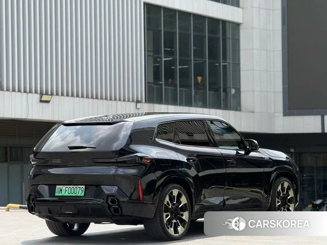 BMW XM 2024 Черный из Китая