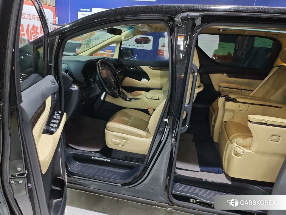 Toyota Wilfa 2021 Черный из Китая