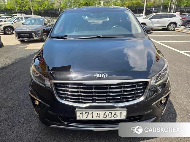 Kia The New Carnival 2019 Черный из Кореи