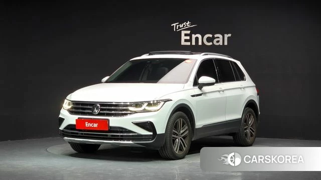 Volkswagen Tiguan second Generation 2022 Белый из Кореи