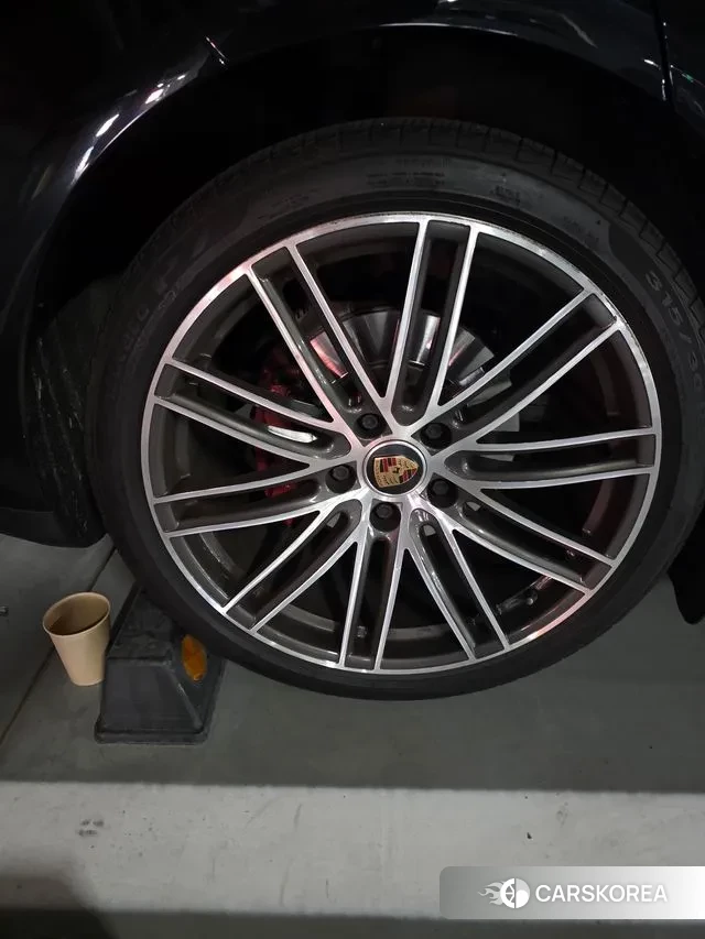 Porsche Panamera (971) 2021 Черный из Кореи