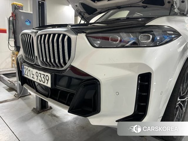 BMW X5 (G05) 2024 Белый из Кореи