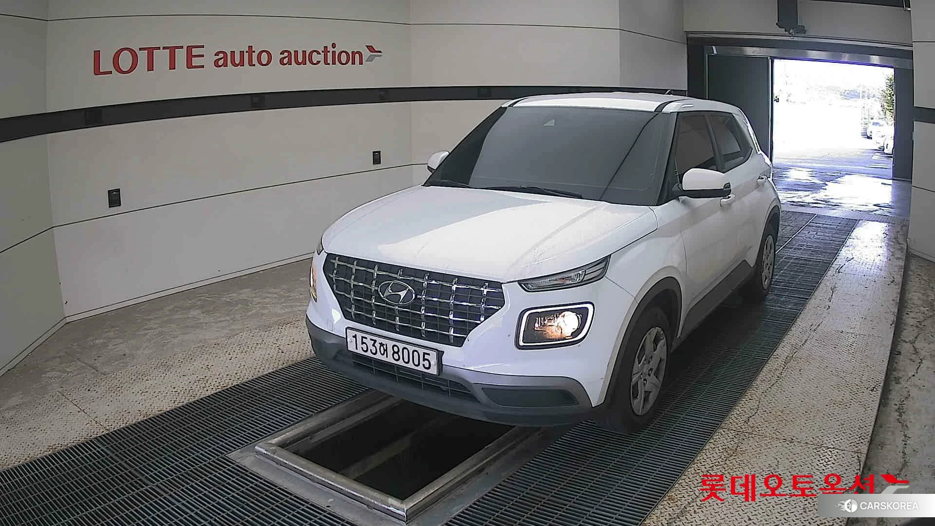 Hyundai Venue 2021 Polar White из Кореи