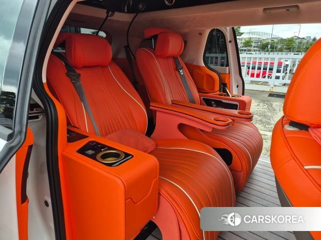 Kia Carnival 4th generation 2023 Белый из Кореи