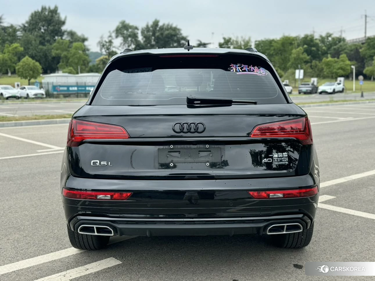 Audi Q5L 2021 Черный из Китая