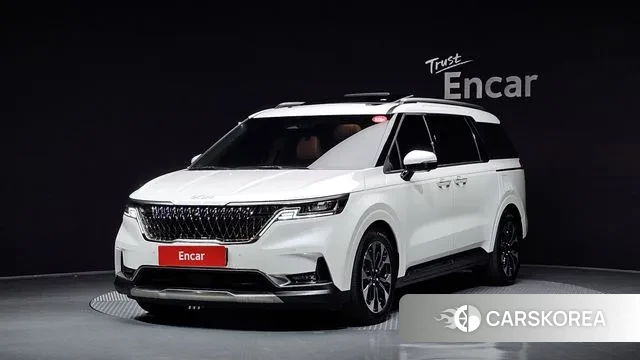 Kia Carnival 4th generation 2023 Белый из Кореи