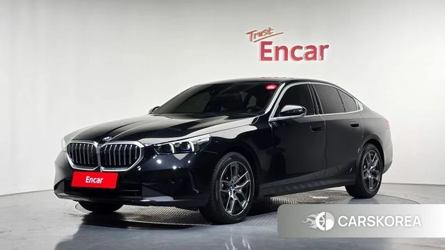 BMW 5 Series (G60) 2026 Черный из Кореи
