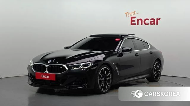 BMW 8 Series (G15) 2022 Черный из Кореи