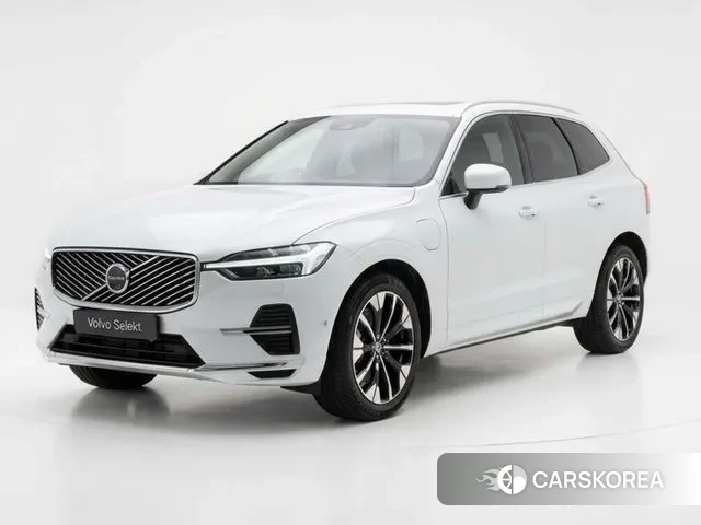 Volvo XC60 second Generation 2025 Белый из Кореи