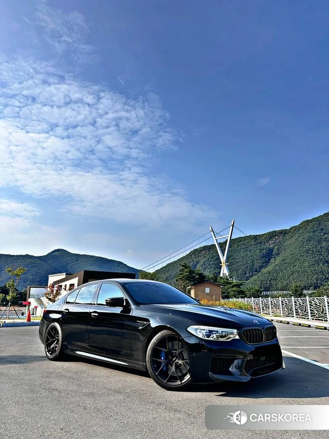 BMW M5 (F90) 2018 Белый из Кореи