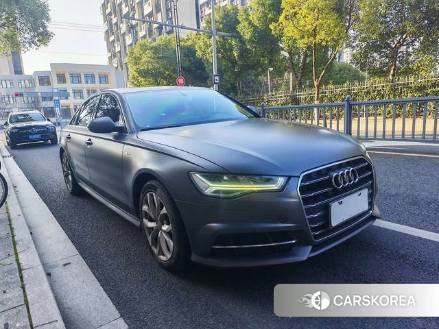 Audi A6L 2019 Черный из Китая