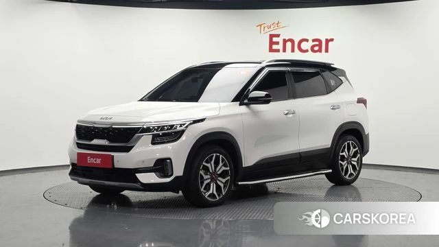 Kia Seltos 2022 Белый из Кореи