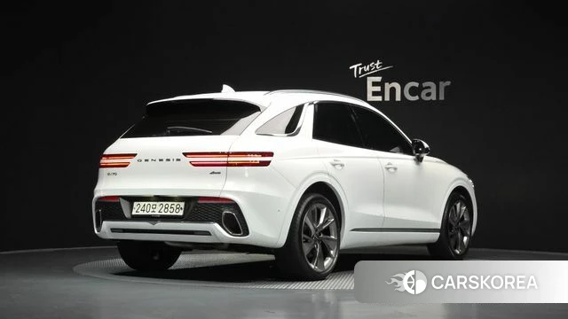 Genesis GV70 2021 Белый из Кореи