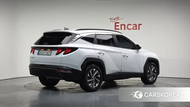 Hyundai Tucson Hybrid (NX4) 2020 Белый из Кореи