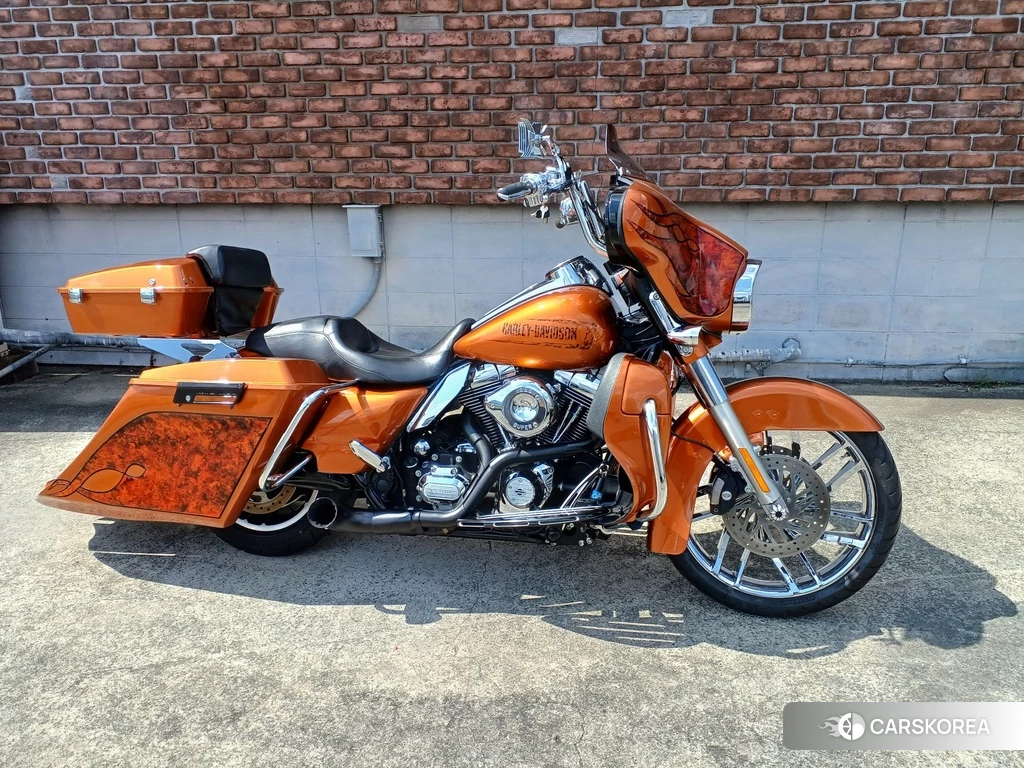 Проданный Harley-Davidson Street Glide FLHX1690 2013 из Японии, фото 2