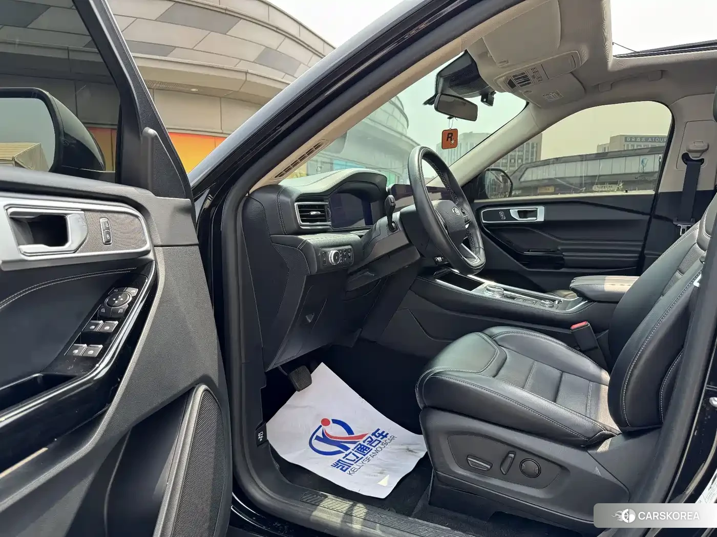 Ford Explorer 2023 Черный из Китая